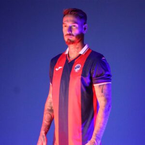 Efsane Çubuklu Forma - JOMA